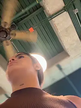 Kaily_Sweet16 即時 XXX 聊天