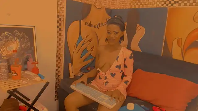 Ebonyteen18's Live XXX Chat