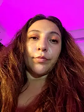 VickyHoult: онлайн-секс-чат