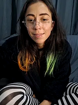 BabyyMetal Chat XXX in diretta