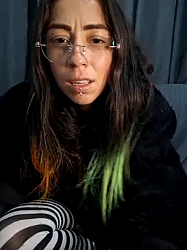 BabyyMetal: онлайн-секс-чат