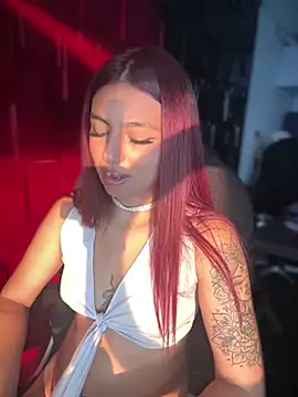 Chat +18 de Emily-teen ao vivo