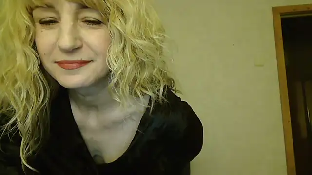 Natasha_Nannette 在線直播表演