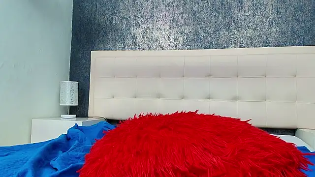 Cloeandtyfanny's Live XXX Chat