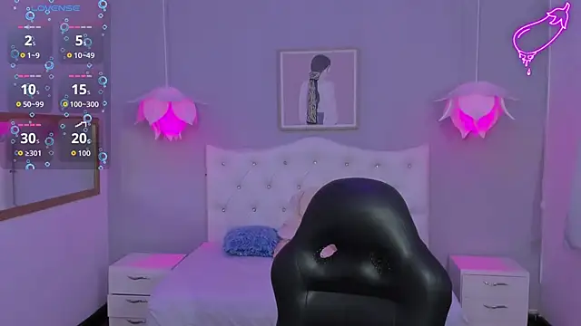 Lisa7_7 Chat XXX in diretta