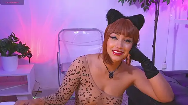 catalina__lovers' Live XXX Chat