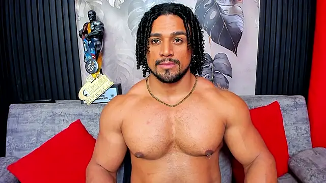 MikeEstevess' Live XXX Chat