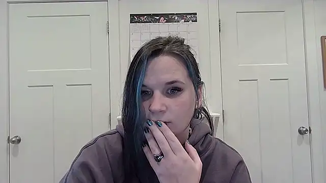 CherryWilde's Live XXX Chat