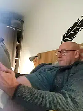 bogland33's Live XXX Chat