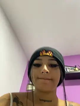 goth_tasha Adlı Modelin Canlı XXX Sohbeti