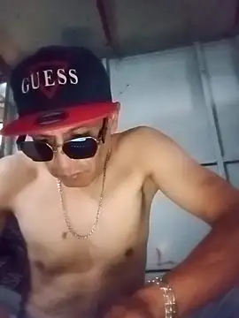 GIOLOKOARRE Adlı Modelin Canlı XXX Sohbeti