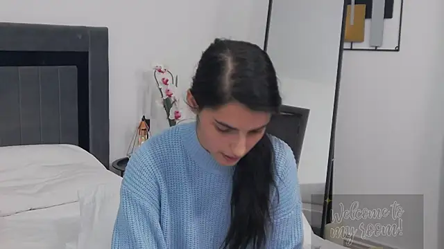 Chatroom XXX en direct de SoniaMoonnn