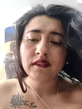 _Sarah-Office1's Live XXX Chat