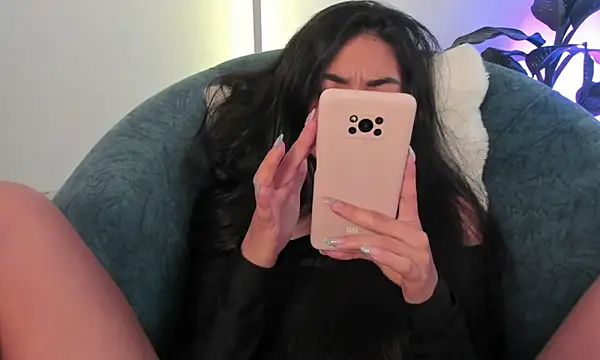 canelleGarces' Live XXX Chat