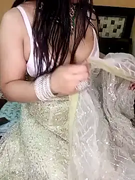 Онлайн чат XXX PRIYA_22