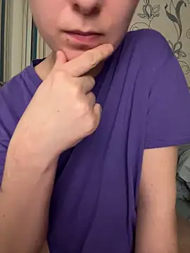 Онлайн чат XXX Lally_Girasole