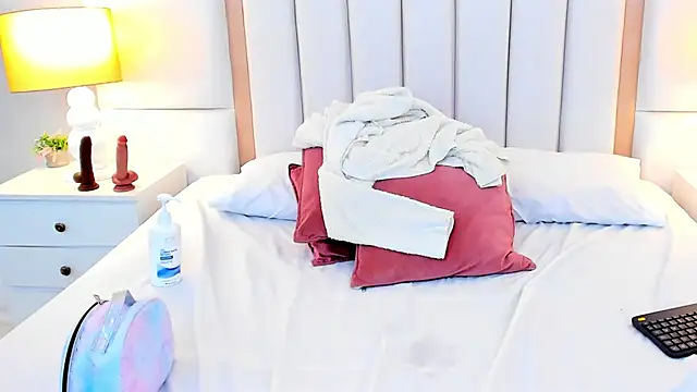 Онлайн чат XXX LaylaaDoll