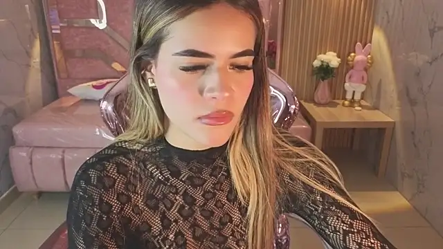 lilith4_s' Live XXX Chat