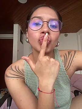 Онлайн чат XXX Dreana