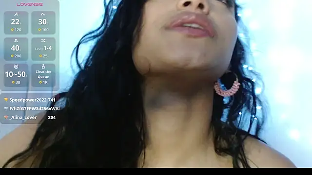 Онлайн чат XXX AlinaArgii