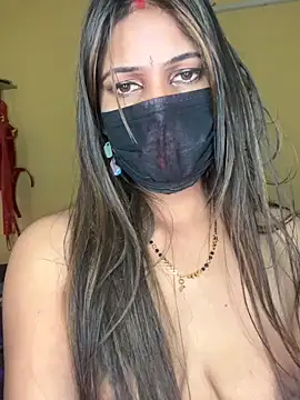 HOT-CUPAL22: διαδικτυακό σόου στην κάμερα