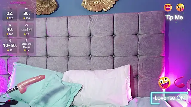 Онлайн чат XXX AuraArnau