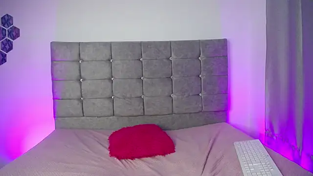 Valen_luxx Show Webcam