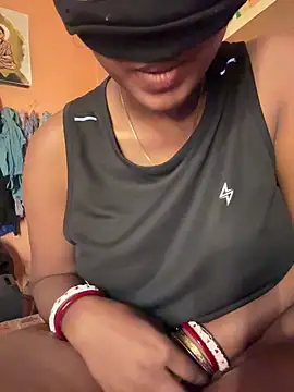 XXX chat uživo modela Deshi_hot169