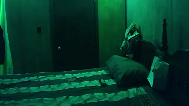 2damnfreaky's Live XXX Chat