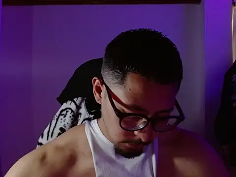 Spilios_low – webcam-show