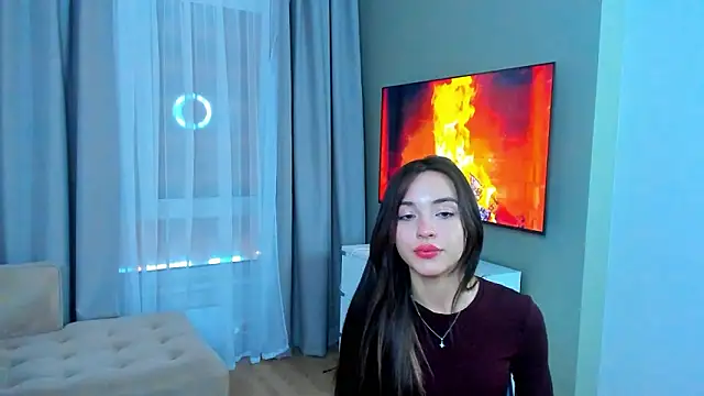 TreasaCrebs' Live XXX Chat