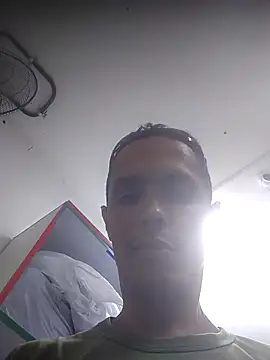 escanor95077 现场XXX聊天