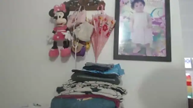 kateleyagrey's Live XXX Chat