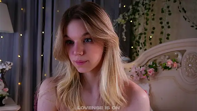 EdlinAlliston's Live XXX Chat