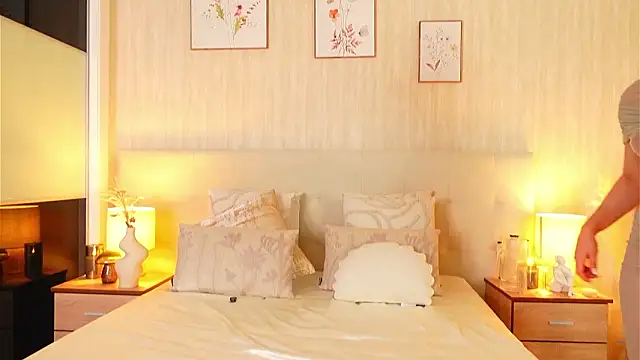 ZamphyraNightt Live XXX-Chat