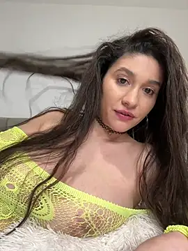 IrisBlues' Live XXX Chat