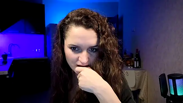 Cerann1 élő XXX-chatje