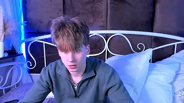 Chatroom XXX en direct de ScottPierce