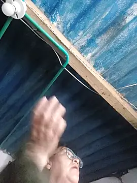 clarita_01: απευθείας συνομιλία ΧΧΧ