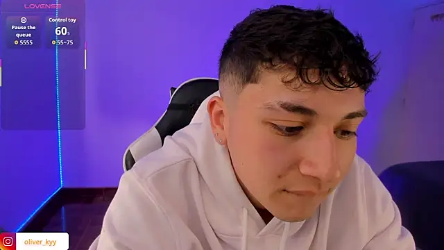 عرض كام oliver_kyy