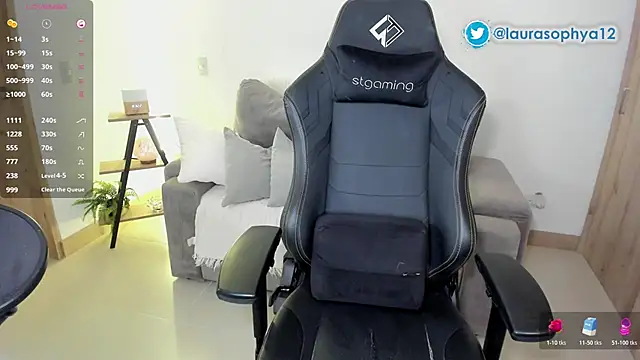 laurasophya's Live XXX Chat