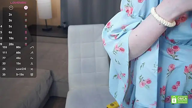 ToyaPletz: απευθείας συνομιλία ΧΧΧ