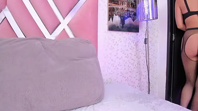 Helenn_monroy1's Live XXX Chat