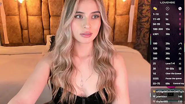 KiaraCarter's Webcam Show