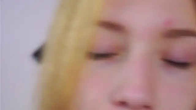 SunnivaCovil Chat XXX in diretta