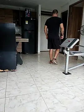 LEIRIS_Y_FRED_01 即時 XXX 聊天