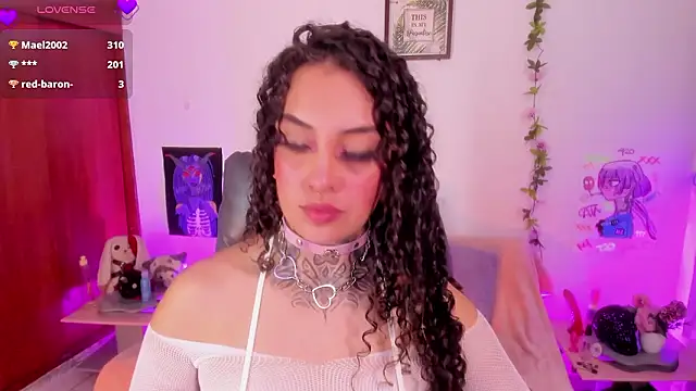 Chat +18 de Cata_green ao vivo