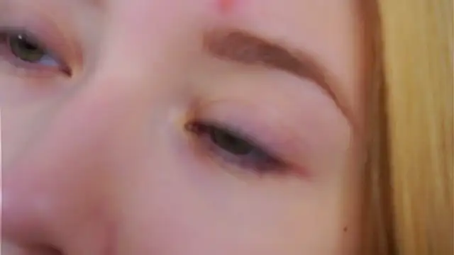 SunnivaCovil Live XXX-chat