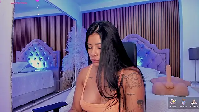 SelenaStonneのライブXXXチャット