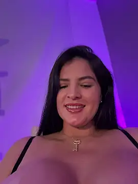 Carolina_Novoa Adlı Modelin Canlı XXX Sohbeti